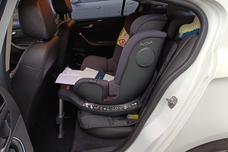 Used Qoros 3 2014 Sedan 1.6T Automatic ZhiZhen Model Left Rear Seat