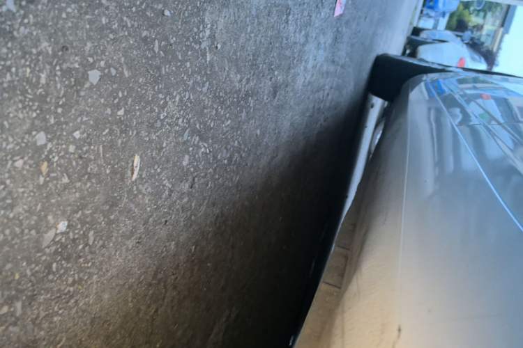 Used Qoros 3 2014 Sedan 1.6L Automatic Zhiyue Enhanced Model Left Side Sill