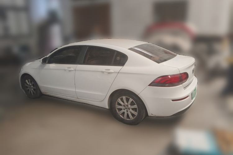 Used Qoros 3 2014 Sedan 1.6L Automatic Zhiyue Model Rear Left 45 Deg