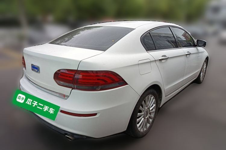 Used Qoros 3 2014 Sedan 1.6T Automatic ZhiZhen Model Rear Right 45 Deg