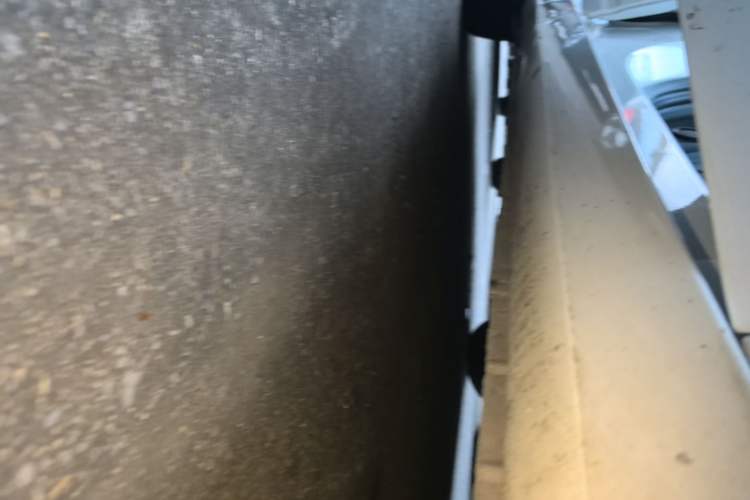 Used Qoros 3 2014 Sedan 1.6L Automatic Zhiyue Enhanced Model Right Side Sill