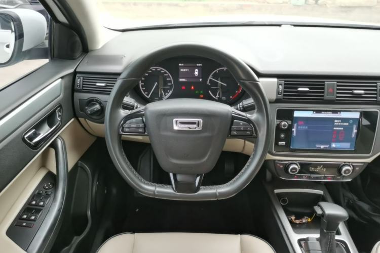 Used Qoros 3 2014 Hatchback 1.6T Automatic Zhiyue Enhanced Model Steering Wheel