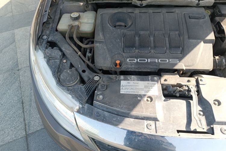 Used Qoros 3 2015 Sedan 1.6L Automatic ZhiXiang Model Engine Bay Right