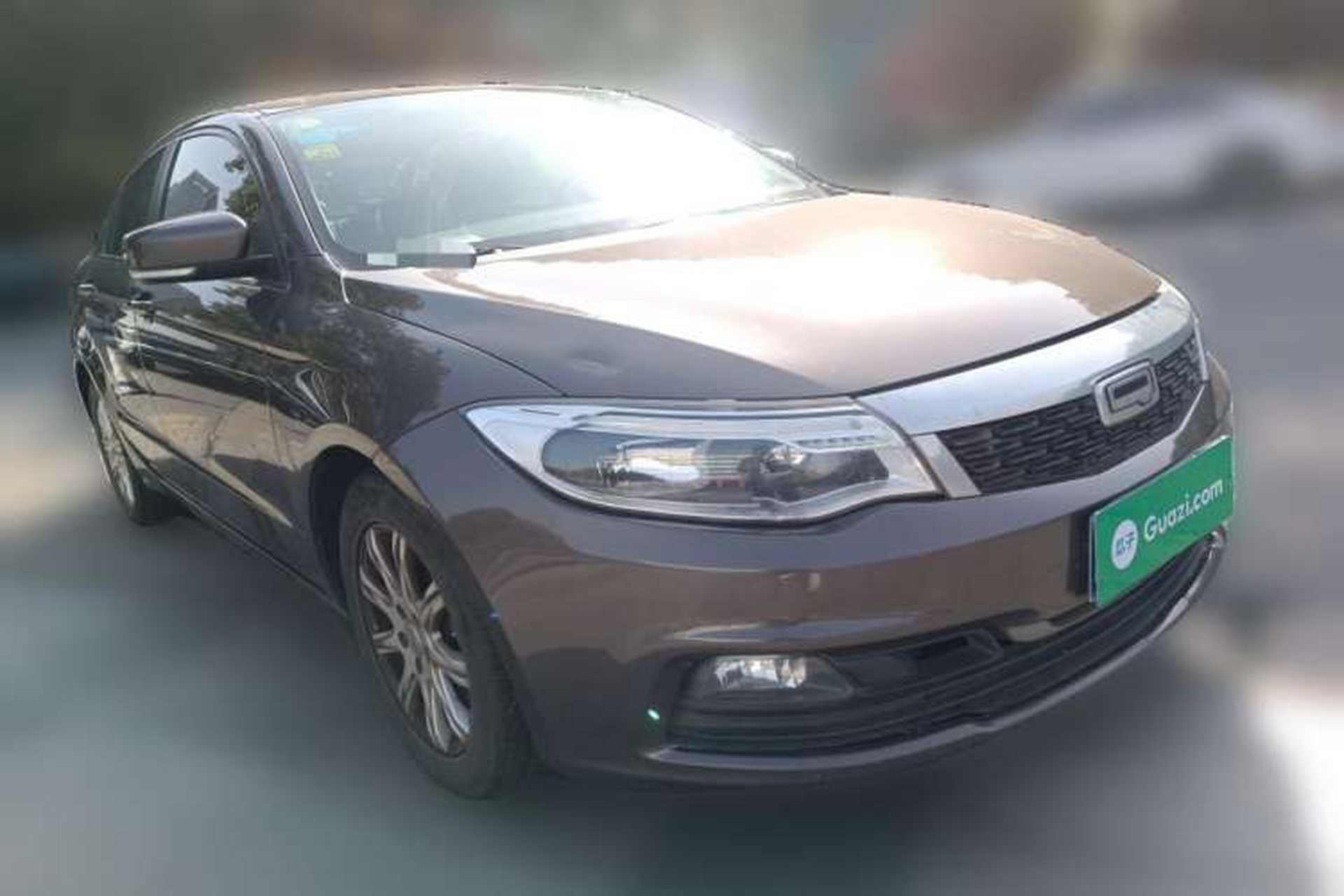 Used Qoros 3 2015 Sedan 1.6L Automatic ZhiXiang Model Front Right 45 Deg