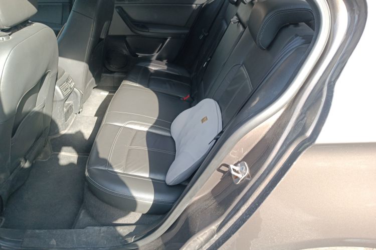 Used Qoros 3 2015 Sedan 1.6L Automatic ZhiXiang Model Left Rear Seat