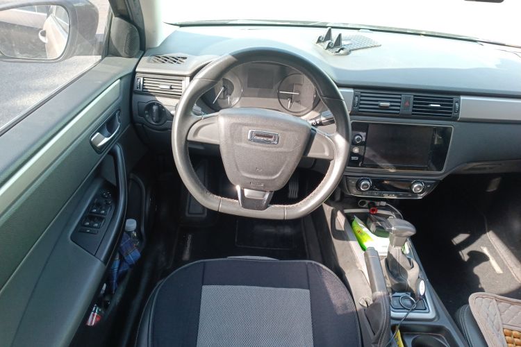 Used Qoros 3 2015 Sedan 1.6L Automatic ZhiXiang Model Steering Wheel