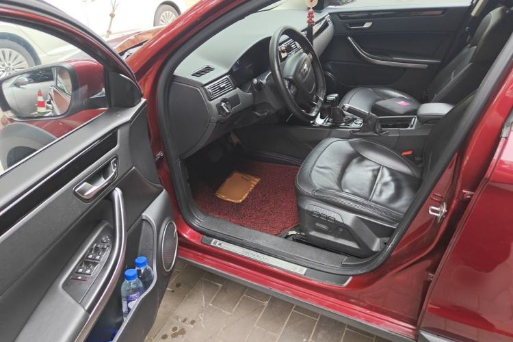 Used Qoros 3 2015 Urban SUV 1.6T Automatic Xuan Dong Party Edition Driver Seat