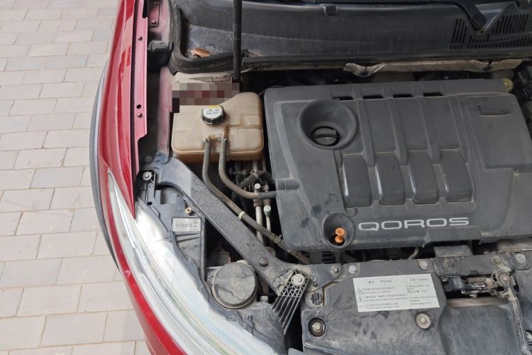 Used Qoros 3 2015 Urban SUV 1.6T Automatic Xuan Dong Party Edition Engine Bay Right