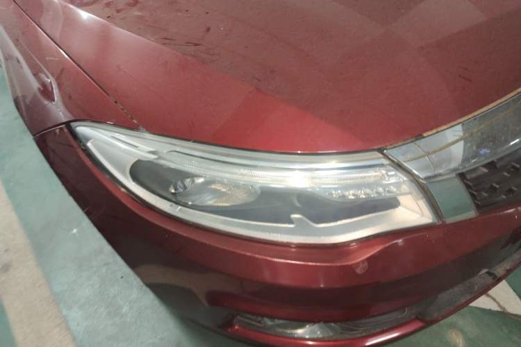Used Qoros 3 2015 Hatchback 1.6L Automatic ZhiNeng Model Exterior 6