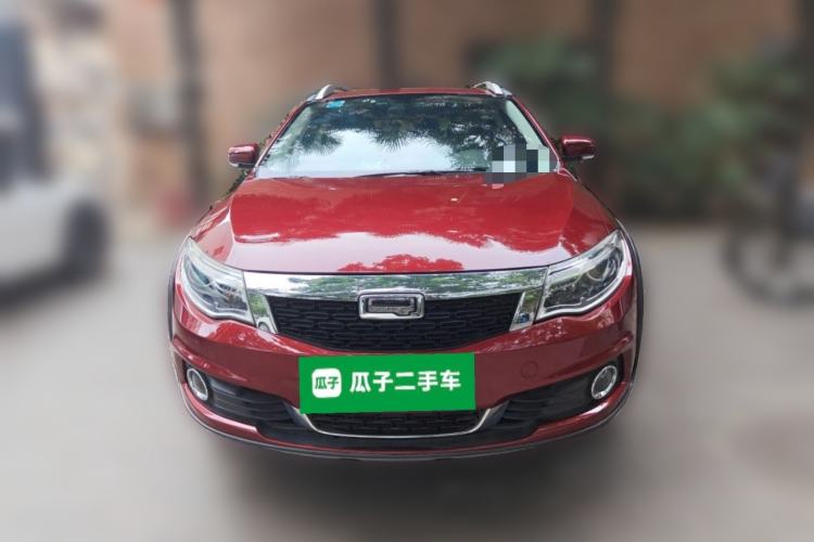 Used Qoros 3 2015 Urban SUV 1.6T Automatic Xuan Dong Party Edition Front