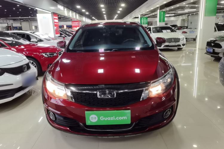 Used Qoros 3 2015 Urban SUV 1.6T Automatic ZhiKu Model Front