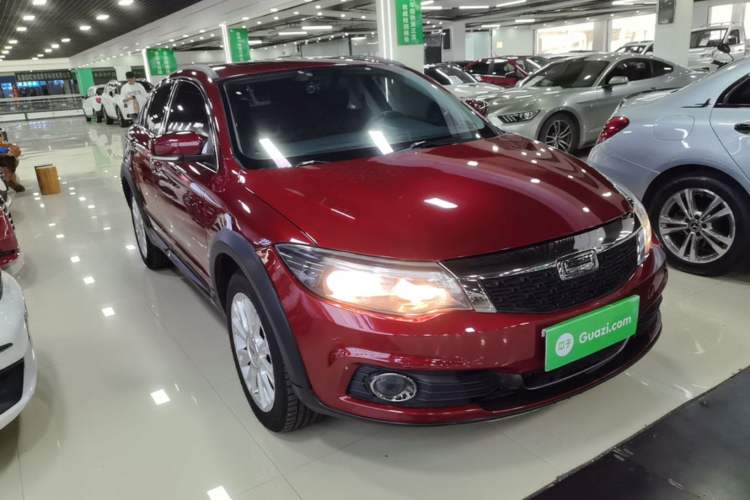 Used Qoros 3 2015 Urban SUV 1.6T Automatic ZhiKu Model Front Right 45 Deg