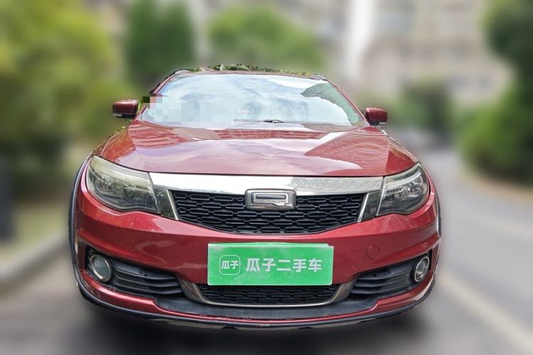 Used Qoros 3 2015 Urban SUV 1.6T Automatic ZhiKu Model Front