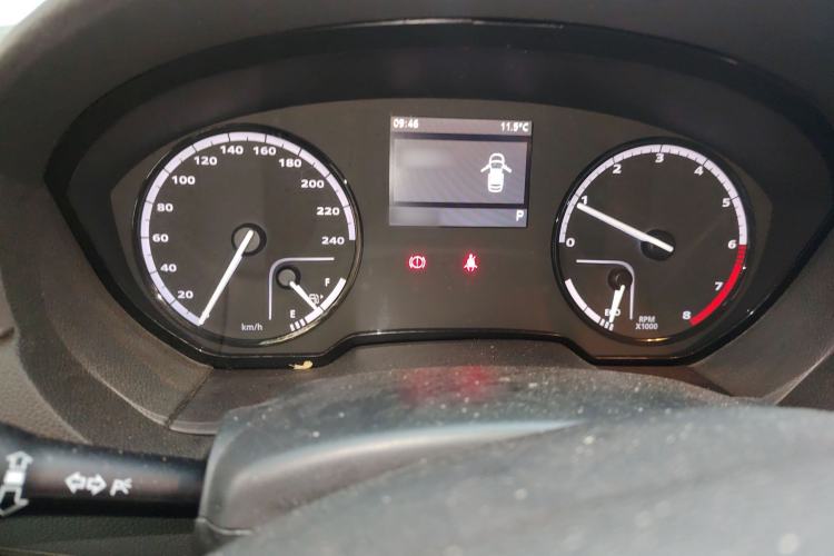 Used Qoros 3 2015 Urban SUV 1.6T Automatic ZhiKu Model Instrument Cluster