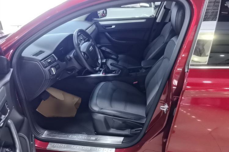 Used Qoros 3 2015 Urban SUV 1.6T Automatic ZhiKu Model Left Front Seat