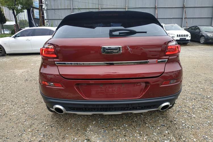 Used Qoros 3 2015 Urban SUV 1.6T Automatic ZhiKu Model Rear
