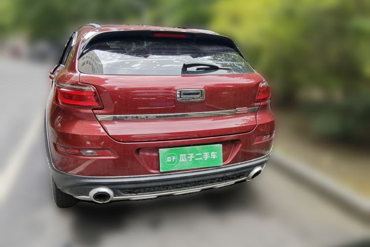 Used Qoros 3 2015 Urban SUV 1.6T Automatic ZhiKu Model Rear