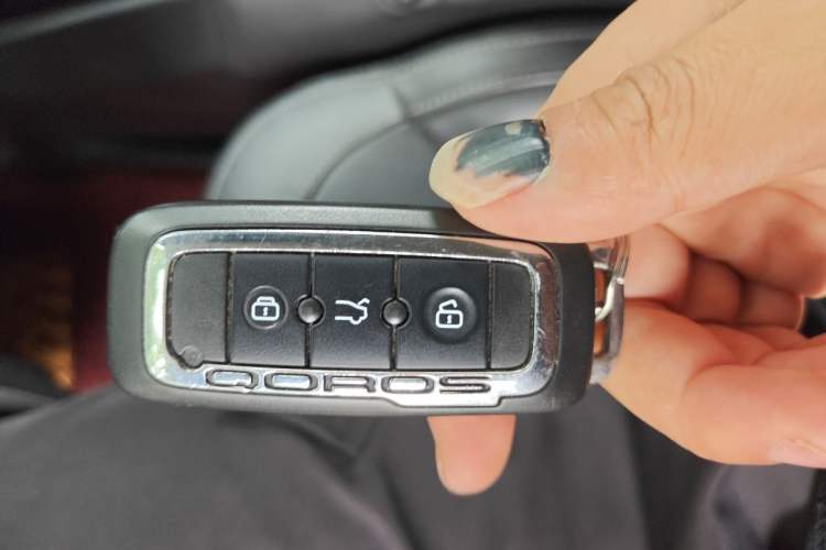 Used Qoros 3 2015 Urban SUV 1.6T Automatic Xuan Dong Party Edition Vehicle Key