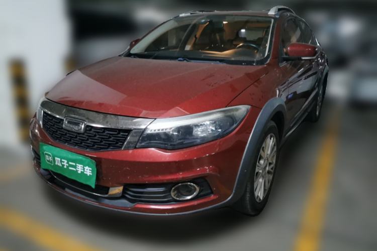 Used Qoros 3 2015 Urban SUV 1.6T Automatic ZhiKu Model Guazi used car, China used car export, Used car for sale, Used Qoros cars, Cheapest cars for sale