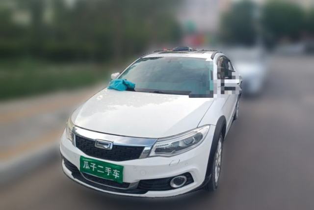Used Qoros 3 2015 Urban SUV 1.6T Automatic Xuan Dong Party Edition