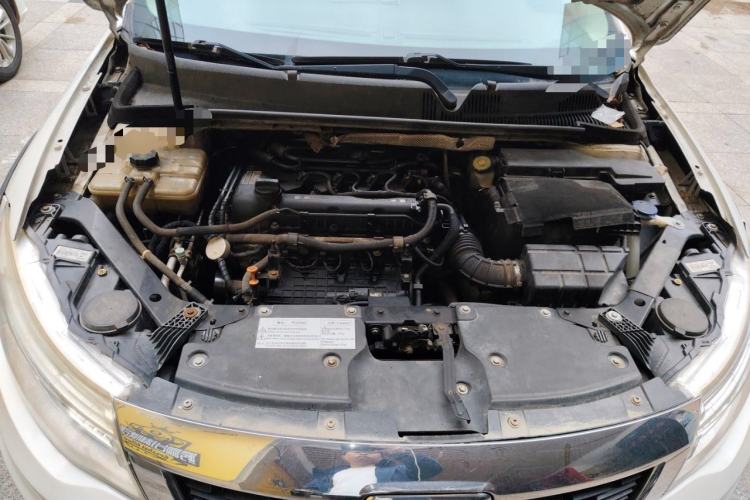 Used Qoros 3 2015 Urban SUV 1.6T Automatic – Dynamic Edition Engine Bay