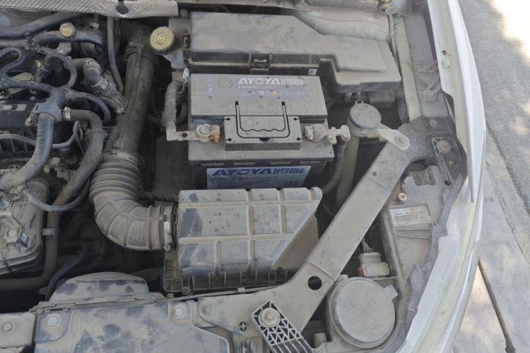 Used Qoros 3 2015 Urban SUV 1.6T Automatic Xuan Dong Party Edition Engine Bay Left