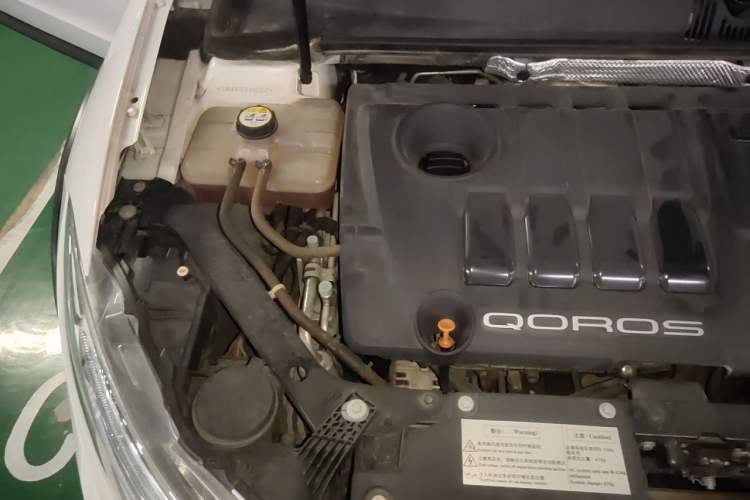 Used Qoros 3 2015 Urban SUV 1.6T Automatic Xuan Dong Party Edition Engine Bay Right