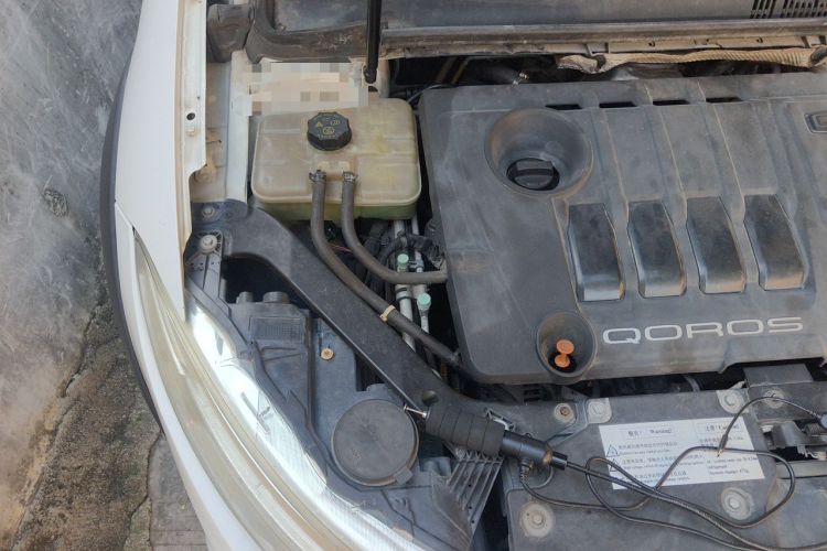 Used Qoros 3 2015 Urban SUV 1.6T Automatic – Dynamic Edition Engine Bay Right