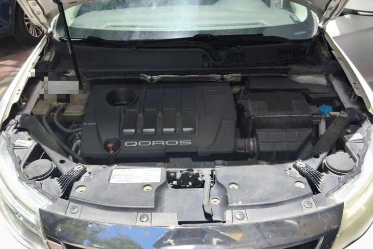 Used Qoros 3 2015 Urban SUV 1.6T Automatic Xuan Dong Party Edition Engine Bay