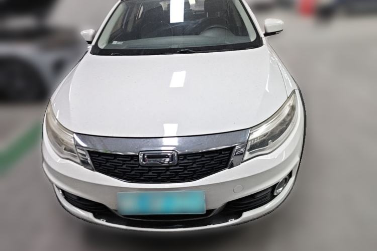 Used Qoros 3 2015 Urban SUV 1.6T Manual Version – Dynamic Style Front