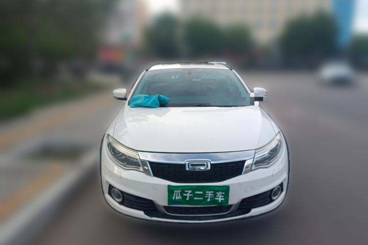 Used Qoros 3 2015 Urban SUV 1.6T Automatic Xuan Dong Party Edition Front