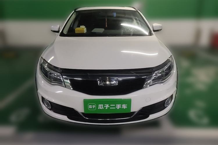 Used Qoros 3 2015 Urban SUV 1.6T Automatic Xuan Dong Party Edition Front