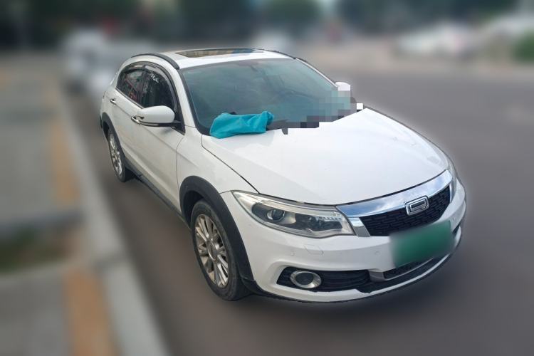 Used Qoros 3 2015 Urban SUV 1.6T Automatic Xuan Dong Party Edition Front Right 45 Deg