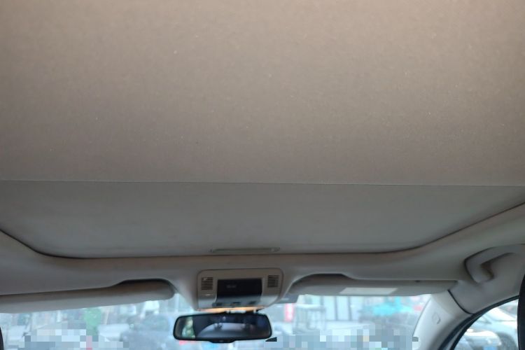 Used Qoros 3 2015 Urban SUV 1.6T Automatic Xuan Dong Party Edition Headliner