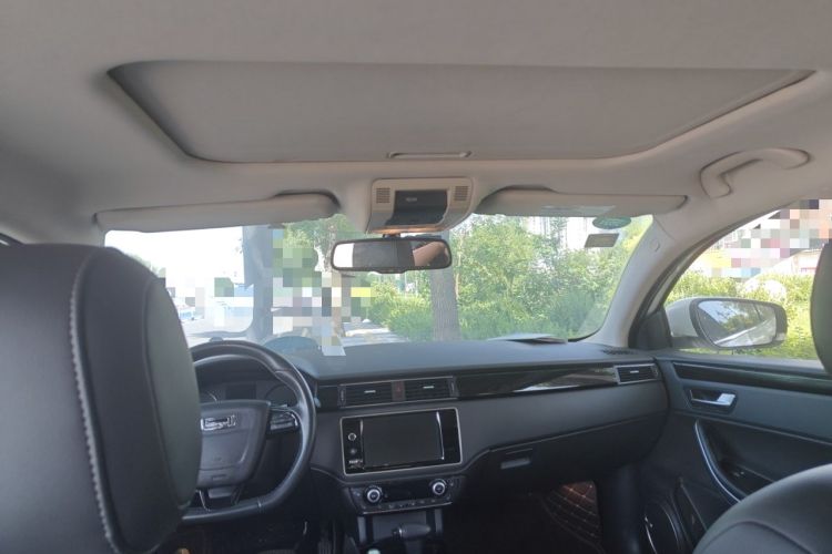 Used Qoros 3 2015 Urban SUV 1.6T Automatic Xuan Dong Party Edition Headliner
