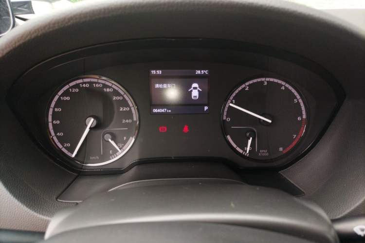 Used Qoros 3 2015 Sedan 1.6T Automatic ZhiKu Model Instrument Cluster