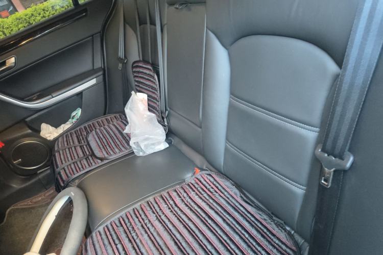 Used Qoros 3 2015 Urban SUV 1.6T Automatic Xuan Dong Party Edition Left Rear Seat