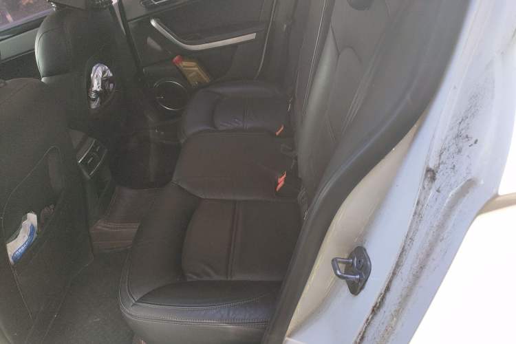 Used Qoros 3 2015 Urban SUV 1.6T Automatic Xuan Dong Party Edition Left Rear Seat