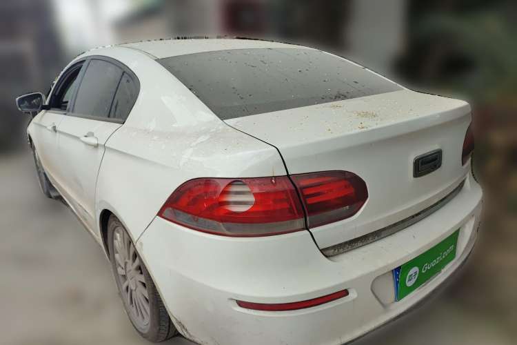 Used Qoros 3 2015 Sedan 1.6T Automatic ZhiKu Model Rear Left 45 Deg