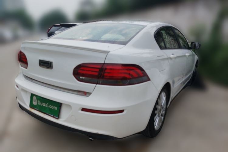 Used Qoros 3 2015 Sedan 1.6T Automatic ZhiKu Model Rear Right 45 Deg