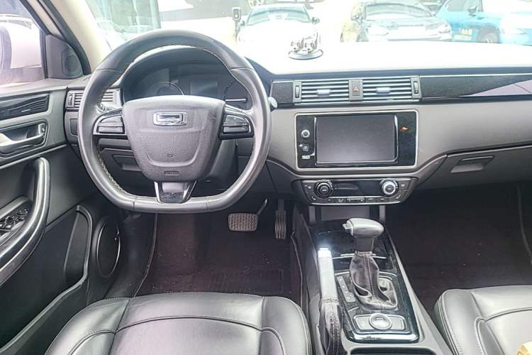Used Qoros 3 2015 Sedan 1.6T Automatic ZhiZhen Enhanced Model Steering Wheel