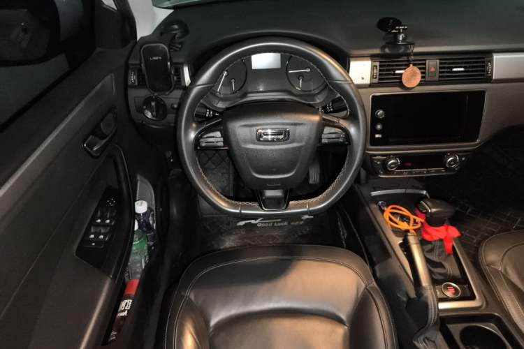 Used Qoros 3 2015 Urban SUV 1.6T Automatic – Dynamic Edition Enhanced Model Steering Wheel