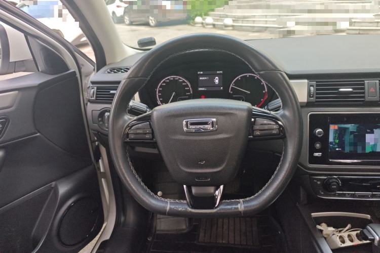 Used Qoros 3 2015 Urban SUV 1.6T Automatic – Dynamic Edition Enhanced Model Steering Wheel