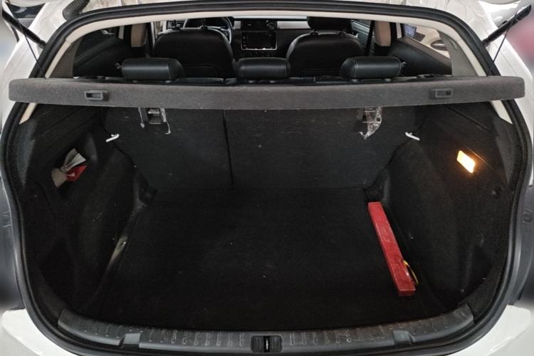 Used Qoros 3 2015 Urban SUV 1.6T Manual Version – Dynamic Style Trunk