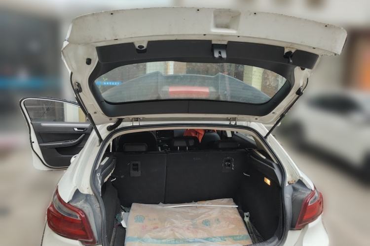 Used Qoros 3 2015 Urban SUV 1.6T Automatic – Dynamic Edition Trunk