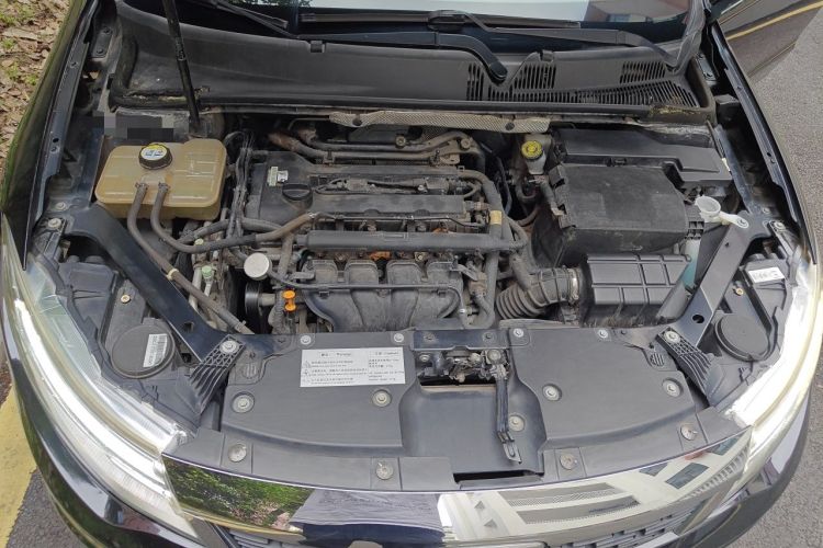 Used Qoros 3 2016 Sedan 1.6L Automatic Zhiyue Model Engine Bay