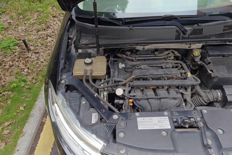 Used Qoros 3 2016 Sedan 1.6L Automatic Zhiyue Model Engine Bay Right
