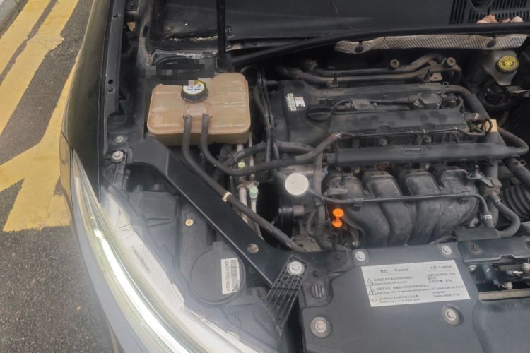 Used Qoros 3 2016 Sedan 1.6L Automatic Zhiyue Model Engine Bay Right