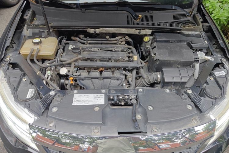Used Qoros 3 2016 Sedan 1.6L Automatic Zhiyue Model Engine Bay