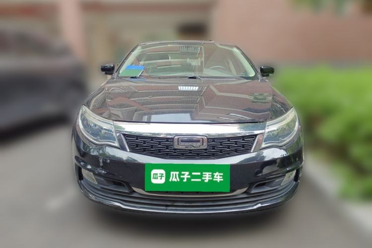 Used Qoros 3 2016 Sedan 1.6L Automatic Zhiyue Model Front
